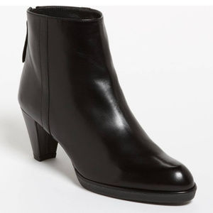 Stuart Weitzman Bootie